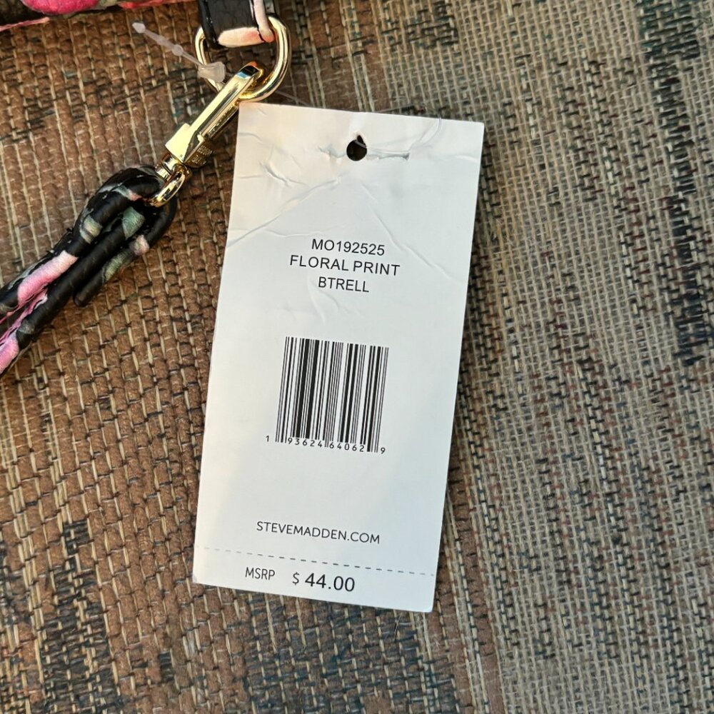 Steve Madden Floral Wristlet - NWT - Picture 9 of 11